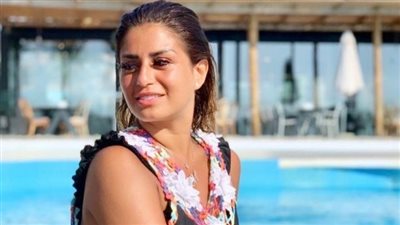  مشاجرة على الهواء بين منة فضالي والمستشار القانوني لشركة إنتاج فيلهما الجديد