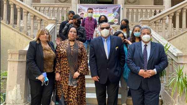 رئيس جامعة حلوان