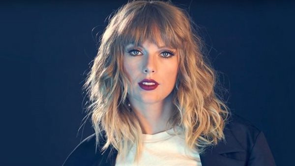 تايلور سويفت