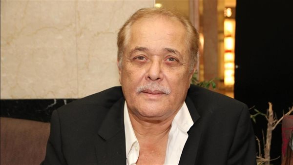 محمود عبد العزيز