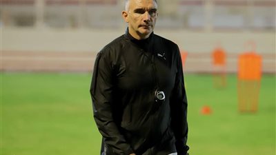 من يدعم كارتيرون في رفض المدرب المساعد؟ القاهرة 24 يكشف