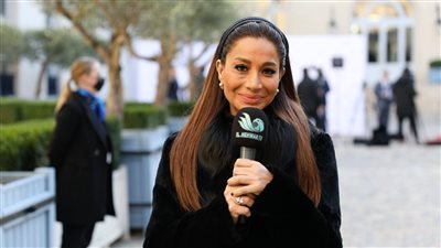 قناة المحور تستعين بمذيع شاب لتقديم 90 دقيقة بدلًا من الإعلامية بسمة وهبة لحين عودتها