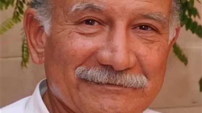 خاف من كورونا واهتم بصلة الرحم.. أحد أقارب أحمد خليل يكشف أسراره