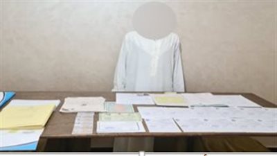 قلد أختامًا حكومية.. القبض على متهم بتزوير المحررات الرسمية في الغربية 