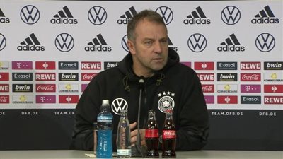 هانز فليك يشيد بجودة لاعبي منتخب ألمانيا.. ويكشف خطط التوقف الدولي المقبل