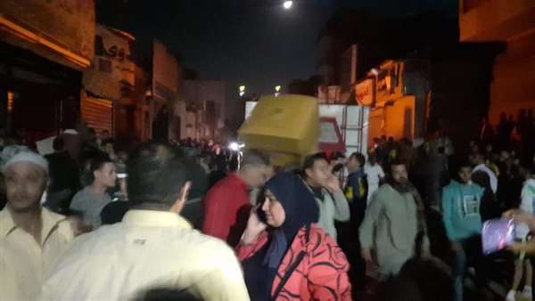 قيادات المحافظة بمحل