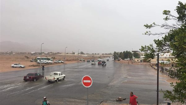 جانب من الطقس السيء