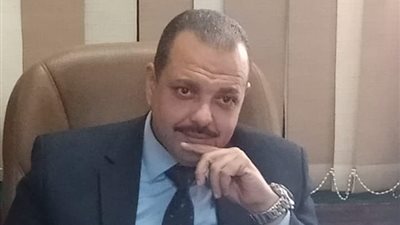 بعد منحه وسام شرف من أوزباكستان: نقيب المرافق يشيد بمناخ الاستثمار الآمن في مصر بعد إلغاء الطوارئ