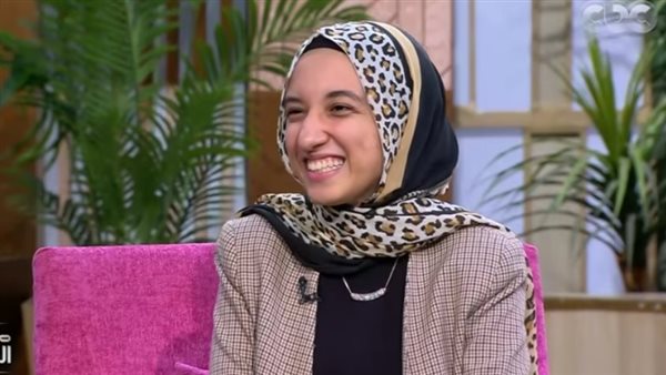الطالبة إسراء مصطفى
