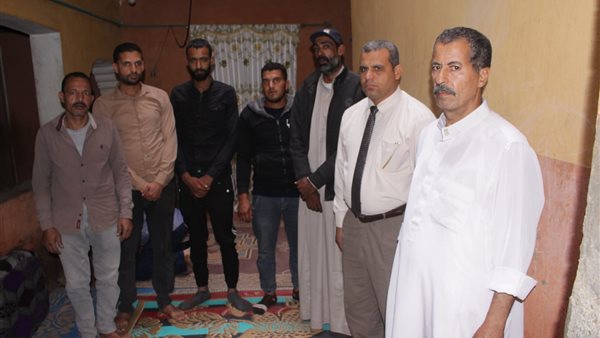 أسر الشباب المتوفي