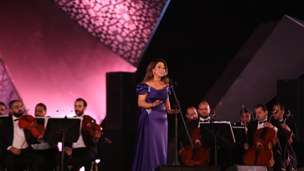 ريهام عبد الحكيم