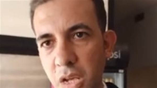 عاطف أبو العنين 