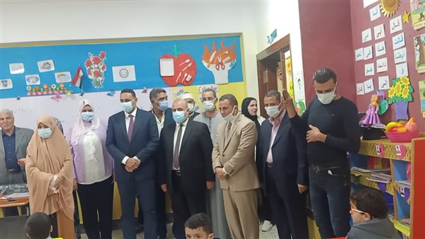 افتتاح المدارس