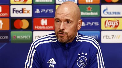 مدرب أياكس يكشف سبب رفض تدريب نيوكاسل