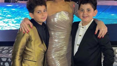 شام الذهبي تتوسط شقيقيها بعد حفل أصالة بالأوبرا: ليلة فاتنة لا تنسى 