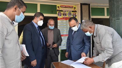 نائب محافظ المنيا: توفير وحدة متنقلة بمجلس سمالوط لتطعيم غير الحاصلين على لقاح كورونا