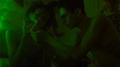 هُنا الدنيا بتضاجع.. أهلًا بك في مدينة الراب