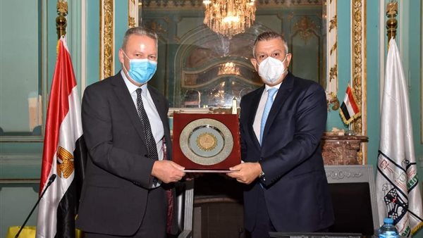  الدكتور محمود المتيني