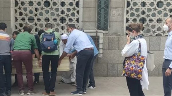 يسرا اللوزي