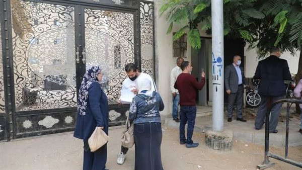 تطبيق قرار منع الموظفين