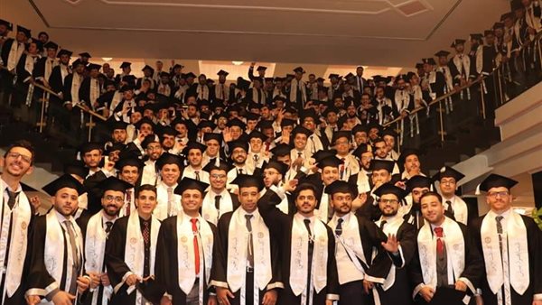 خريجو طب الأزهر