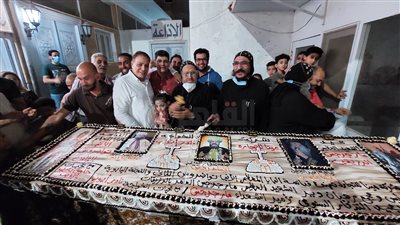 بـ تورته 5 أمتار.. الأقباط يختتمون احتفالات دير مارجرجس بالرزيقات في الأقصر