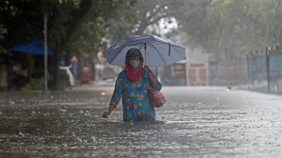في هذه الساعة.. الأرصاد تعلن حالة الطقس اليوم وموعد سقوط الأمطار على القاهرة
