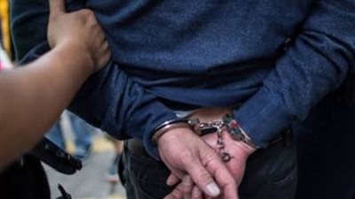 حبس عاطلين بتهمة الاتجار بالمخدرات بالخانكة 