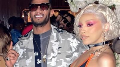 محمد رمضان مع نجوم أمريكا بإحدى السهرات.. والجمهور: لما الفلوس تكتر في المكان الغلط |صور