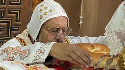 الأنبا مرقس يترأس قداس ذكرى تكريس أول كنيسة باسم مارجرجس بدير الرزيقات بالأقصر| صور