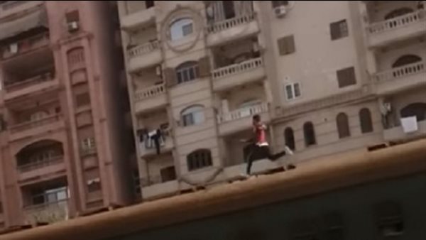  ركض أشخاص قفزهم