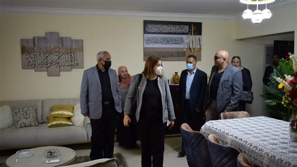 صورة لزيارة مسئولو