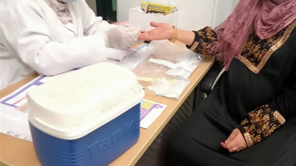 الكشف الطبي على سيدات