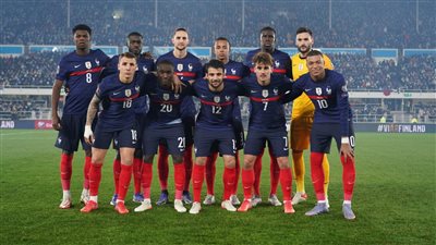 فرنسا تفوز على فنلندا بثنائية في تصفيات كأس العالم 2022