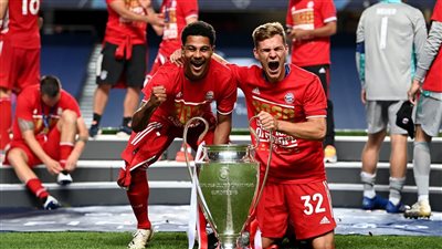 منع كيميتش وجنابري من الانضمام لمعسكر بايرن ميونيخ لهذا السبب