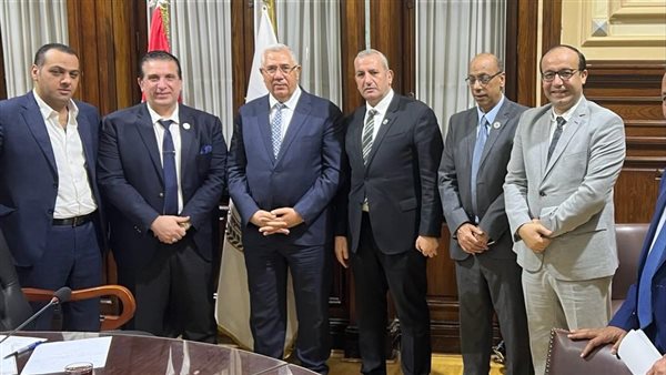لقاء وزير الزراعة