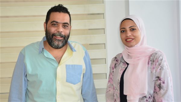 محمود زهران ومحررة