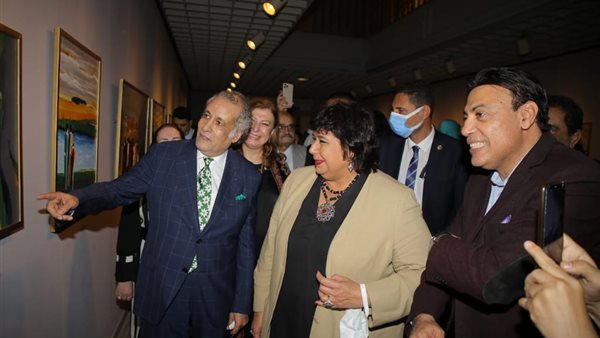 وزيرة الثقافة في