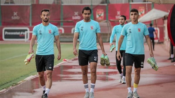 لاعبو الأهلي 