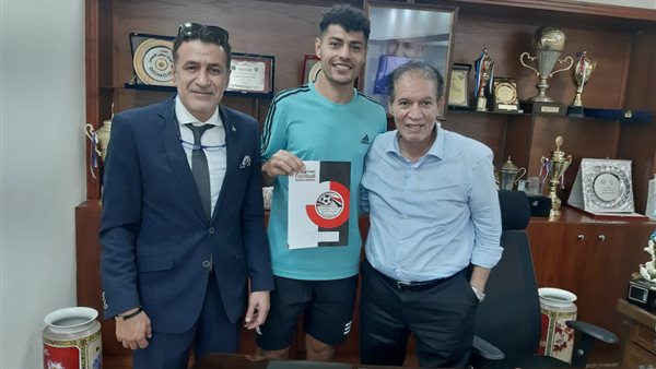 الإسماعيلي يمدد تعاقد