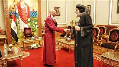 رئيس الأسقفية مهنئًا البابا تواضروس بعيد رسامته: بطريرك المحبة والإصلاح