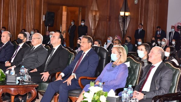 صورة من المؤتمر 