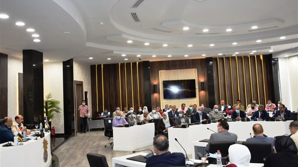 وزير التنمية المحلية