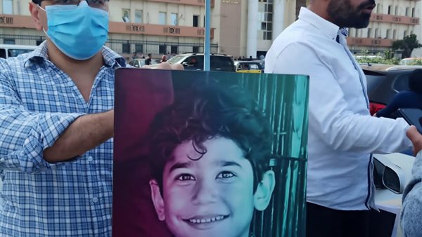 الطفل المتوفى سيف