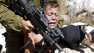 القومي لحقوق الإنسان يستنكر الانتهاكات الإسرائيلية في حق الأطفال الفلسطينيين