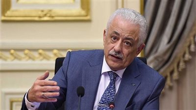 بعد شائعة وفاة طارق شوقي.. تعرف على العقوبة القانونية لمروجي الشائعات