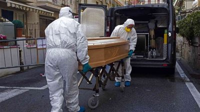 إيطاليا: موجة أوميكرون بلغت ذروتها