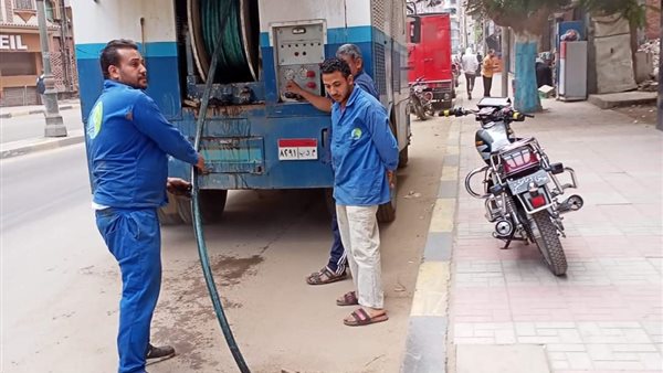 عمال شركة مياه المنوفية