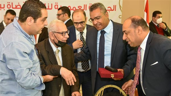 أعضاء نادي القضاة