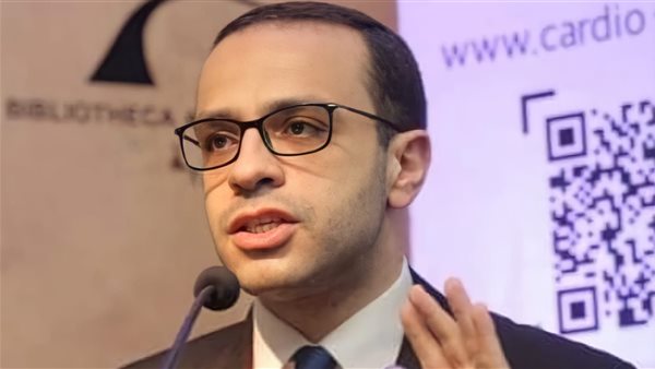 الدكتور أحمد بنداري